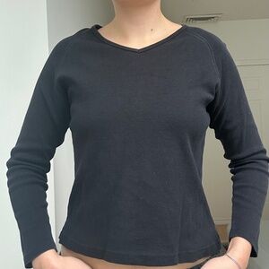VINTAGE BLACK V-NECK COTTON TOP